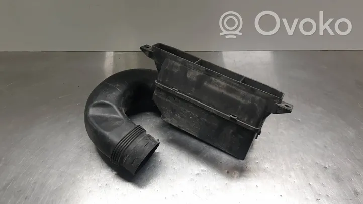 Volkswagen PASSAT B7 Air intake duct part 1K0805962