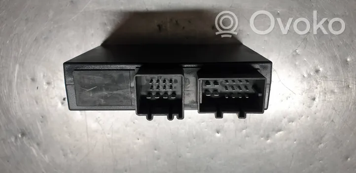 Audi A4 S4 B8 8K Piekabes āķa vadības bloks 8K0907383E