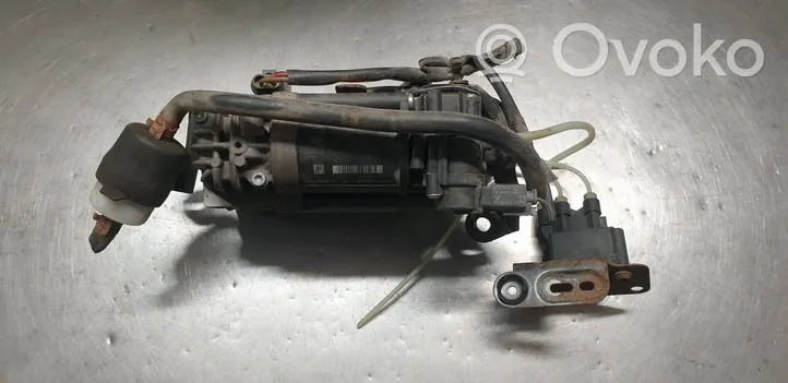 Mercedes-Benz E W212 Compresseur / pompe à suspension pneumatique 4420512661