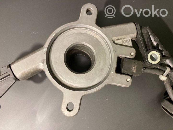 Mercedes-Benz Sprinter W901 W902 W903 W904 Cilindro secondario del cuscinetto di rilascio della frizione A0002541708