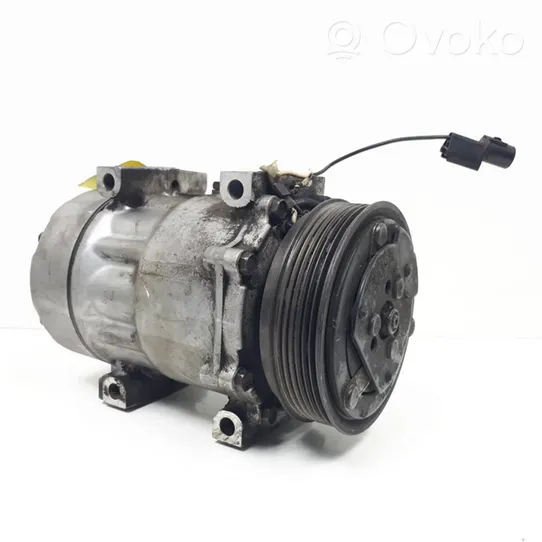 Volvo S40, V40 Ilmastointilaitteen kompressorin pumppu (A/C) 7700116286