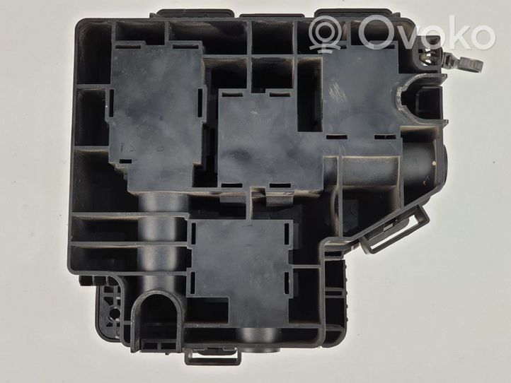 Volvo XC90 Module de fusibles 911152B010