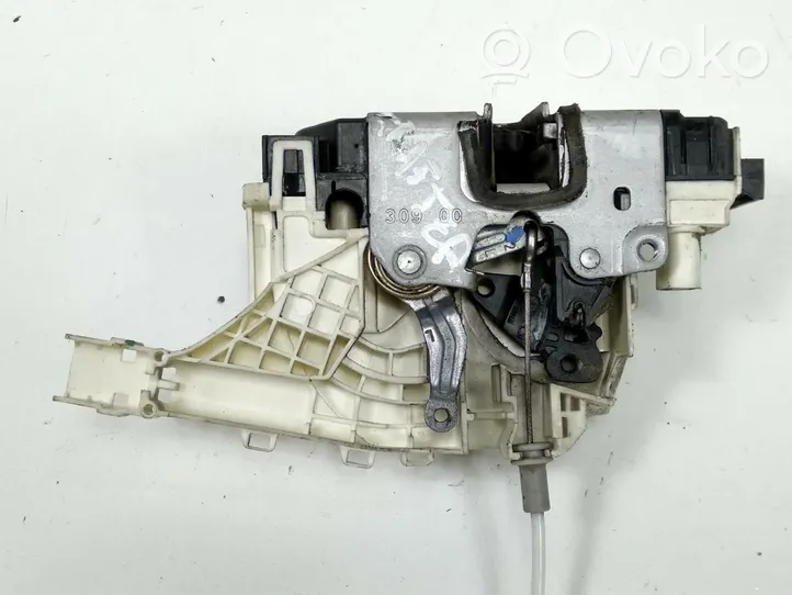 KIA Rio Front door lock A9067202135