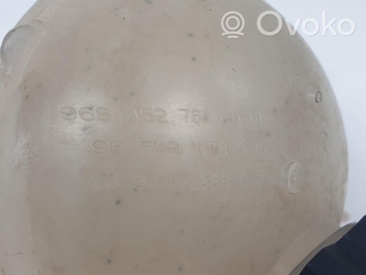 Citroen C4 Grand Picasso Vase d'expansion / réservoir de liquide de refroidissement 9684527680