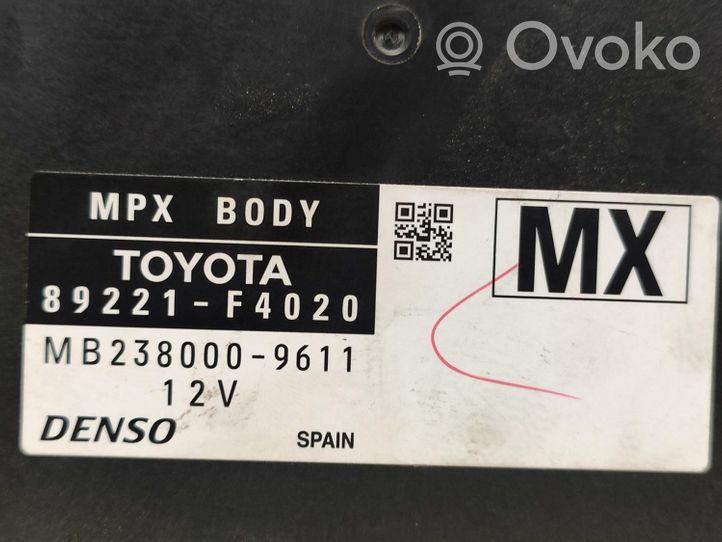 Toyota C-HR Sonstige Steuergeräte / Module 89221F4020