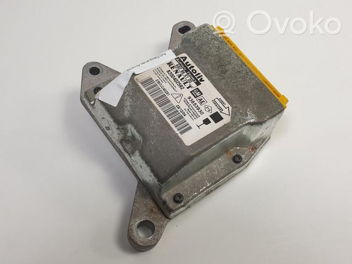 Opel Vivaro Turvatyynyn ohjainlaite/moduuli 93853930