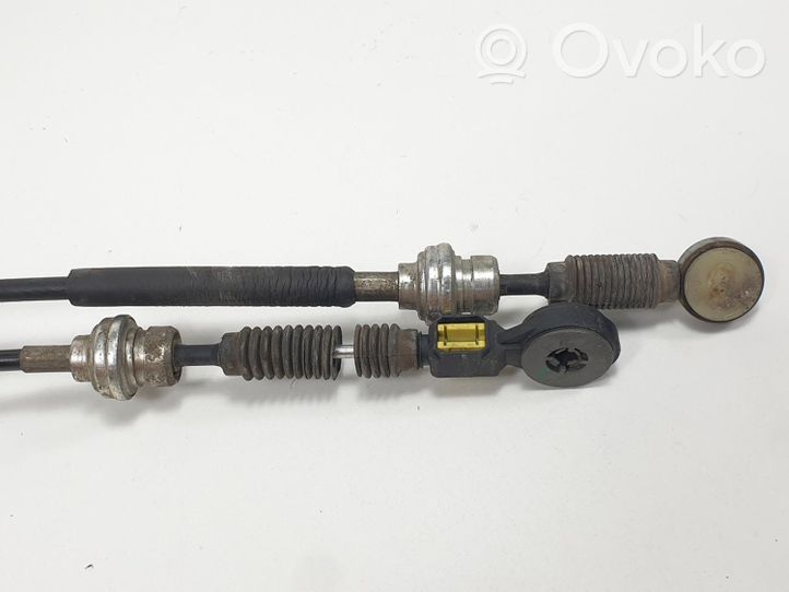 Opel Vivaro Gear shift cable linkage M610438