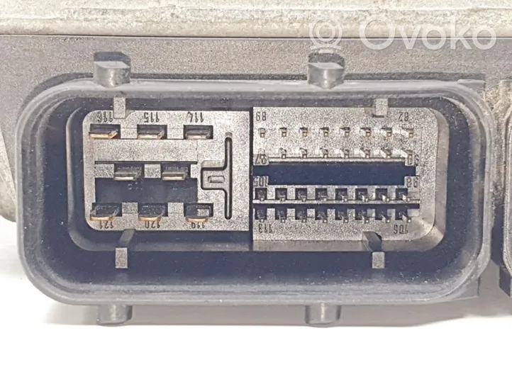 Volkswagen Golf IV Calculateur moteur ECU 036906034AM