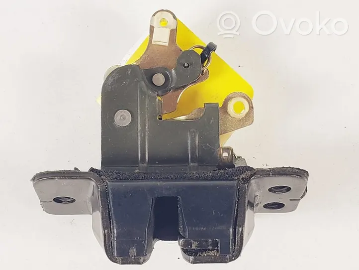 Hyundai Trajet Tailgate lock latch 