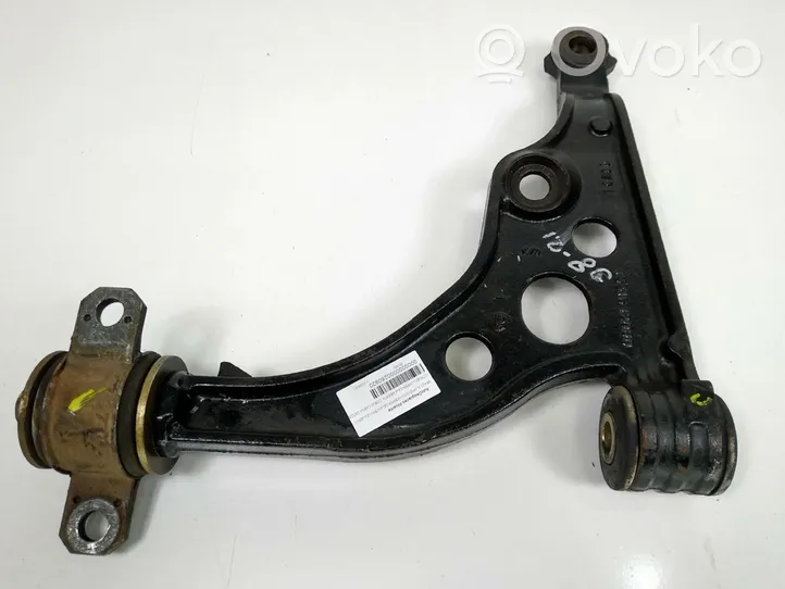 Opel Corsa B Triangle bras de suspension inférieur avant 1331642080