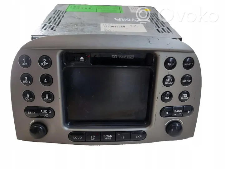 Lancia Ypsilon Radio/CD/DVD/GPS-pääyksikkö 8102000010