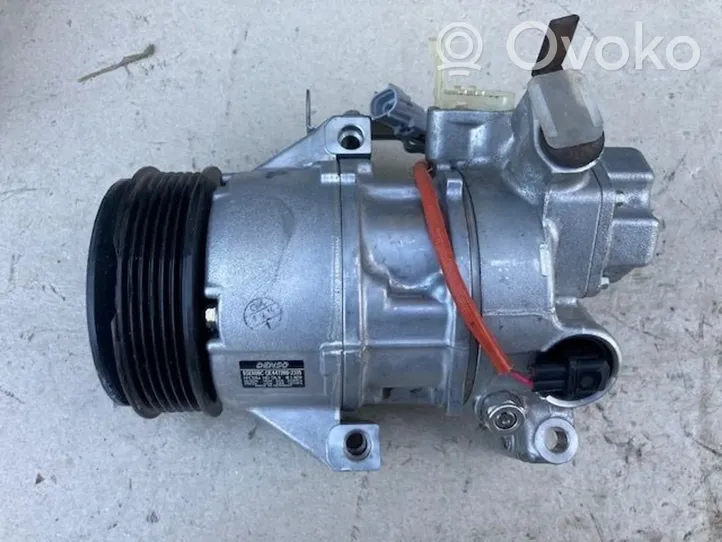 Toyota Yaris Ilmastointilaitteen kompressorin pumppu (A/C) 447260-2335