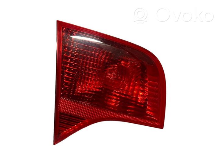 Audi A4 S4 B7 8E 8H Luci posteriori del portellone del bagagliaio 8E5945093A