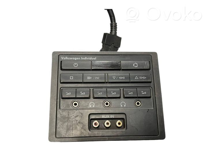 Volkswagen Touran I Unidad central de control multimedia 1T0035331