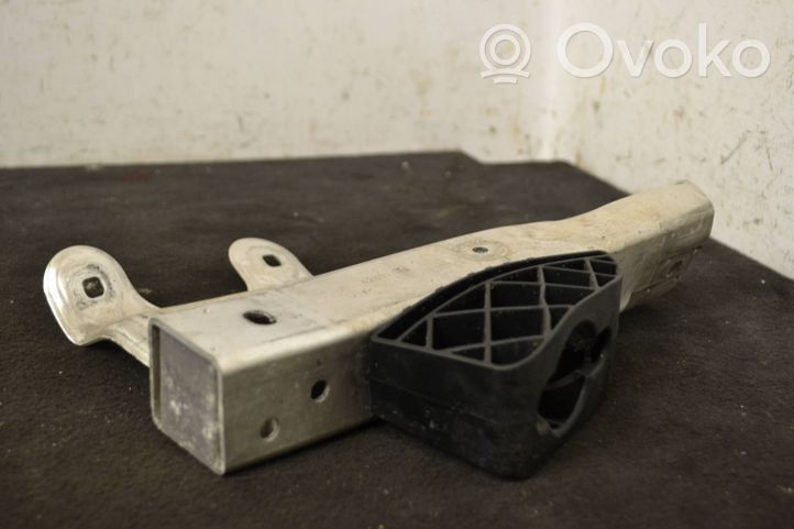 BMW 4 F32 F33 Front bumper mounting bracket 7289910