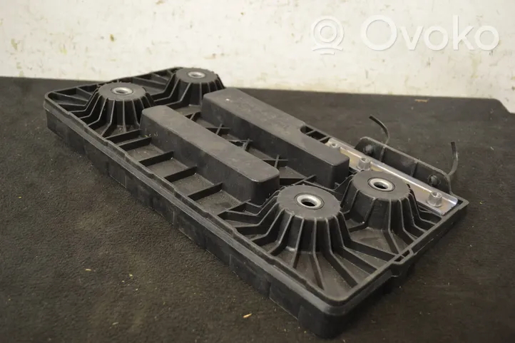 Volkswagen PASSAT B8 Battery box tray 3q0804869