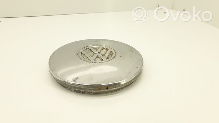 Volkswagen Golf I Original wheel cap 321601151