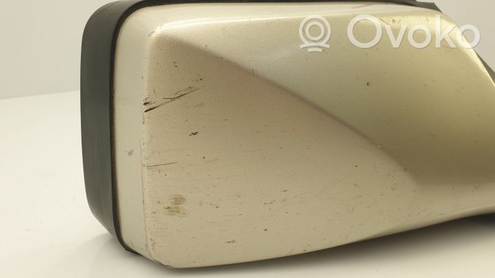 Opel Kadett E Elektryczne lusterko boczne drzwi przednich 0510411