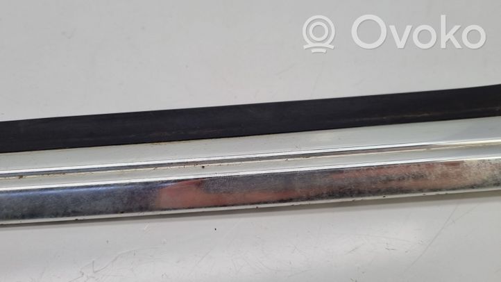 Volvo 740 Rear side glass trim 