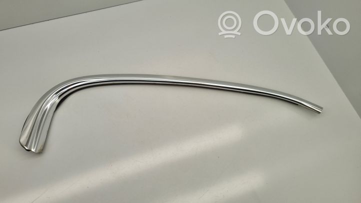 BMW 5 E34 Rivestimento vetro lato posteriore 