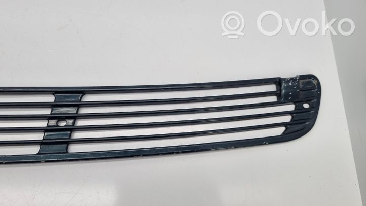 BMW 7 E38 Griglia vano motore/cofano 8125825