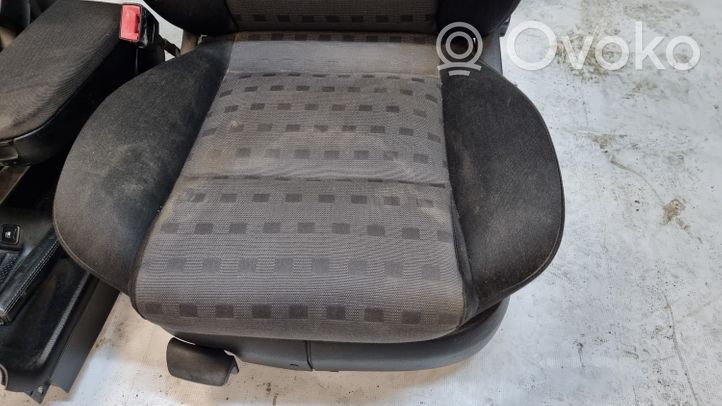 Volkswagen PASSAT B5 Fotele / Kanapa / Komplet 3B0881105BA