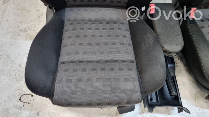 Volkswagen PASSAT B5 Fotele / Kanapa / Komplet 3B0881105BA