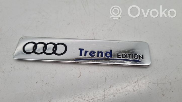 Audi 80 90 B3 Inny emblemat / znaczek 893853681K