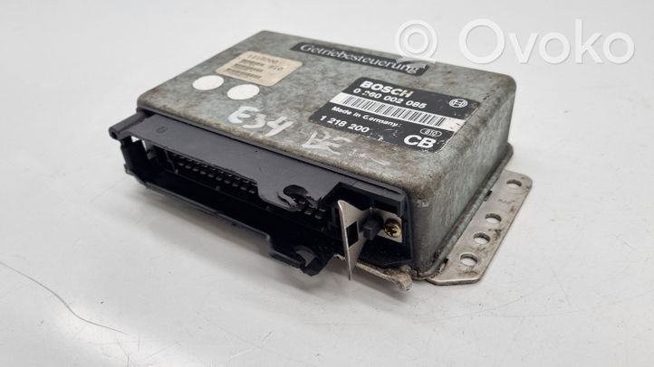 BMW 5 E34 Module de contrôle de boîte de vitesses ECU 1218200