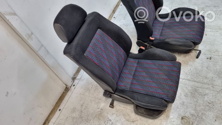 Volkswagen Golf III Seat set 