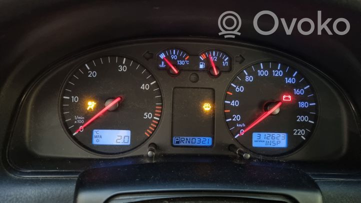 Volkswagen PASSAT B5 Geschwindigkeitsmesser Cockpit 3B0919881P