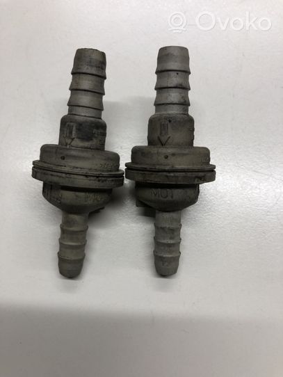 Volvo XC90 Vacuum valve 