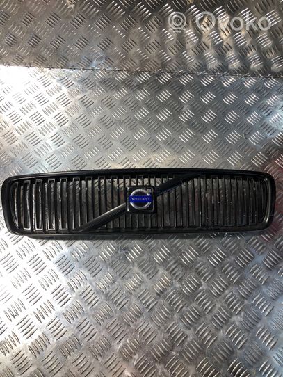 Volvo V70 Grille calandre supérieure de pare-chocs avant 8659875