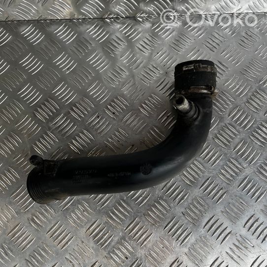 Volvo XC70 Air intake hose/pipe 30714480