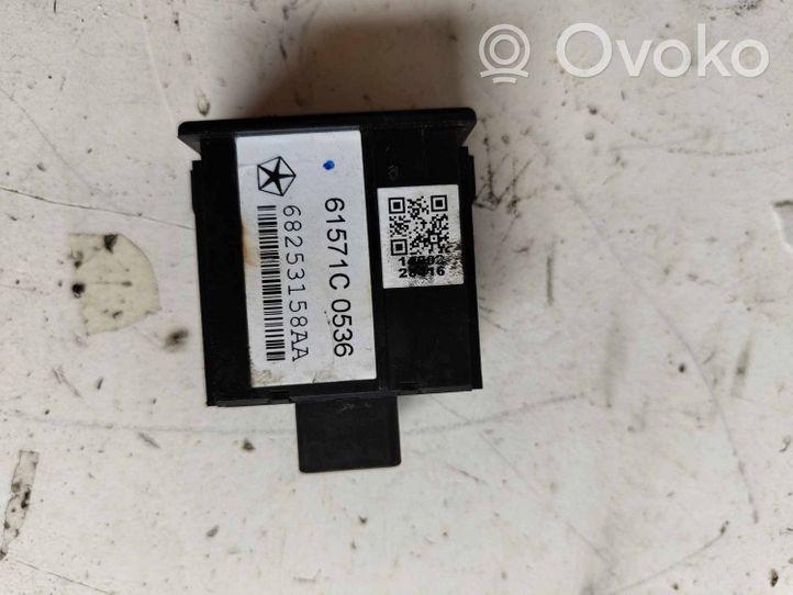 Dodge Charger Connecteur radio EUR ISO 68253158AA