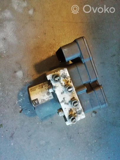 Volkswagen Golf V ABS Pump 1K0907379N