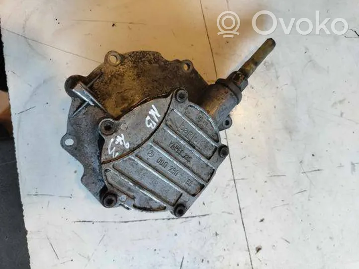 Mercedes-Benz Vito Viano W638 Pompe à vide 0002303865