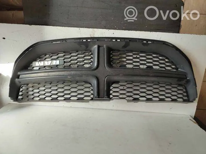 Dodge Grand Caravan Atrapa chłodnicy / Grill 8100689AG