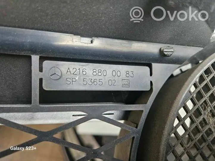 Mercedes-Benz CLS C219 Etupuskurin ylempi jäähdytinsäleikkö A2168800083