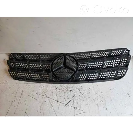 Mercedes-Benz ML W163 Atrapa chłodnicy / Grill 1638800185