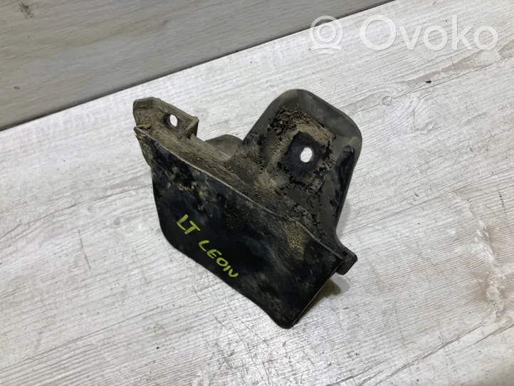 Seat Leon (5F) Guardabarro trasero 5f0853833