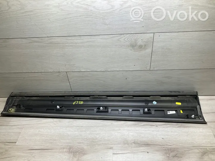 Audi Q2 - Priekšpusē durvju dekoratīvā apdare (moldings) 81A853959B