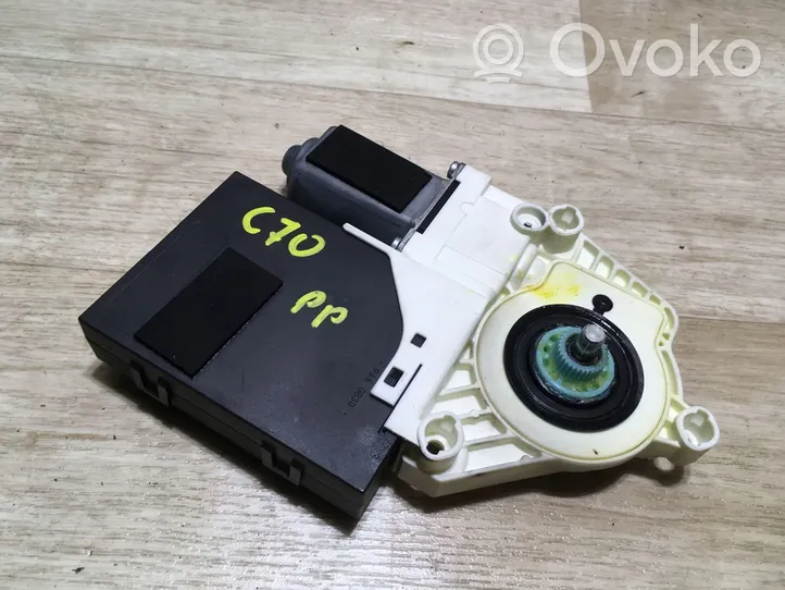 Volvo C70 Moteur de lève-vitre de porte avant 30773300A1