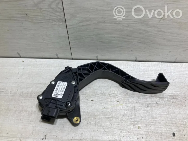 Renault Clio V Accelerator throttle pedal 180108467R