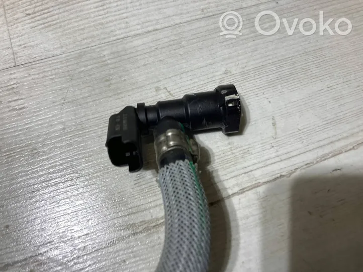 Renault Megane IV Tuyau d'alimentation conduite de carburant 