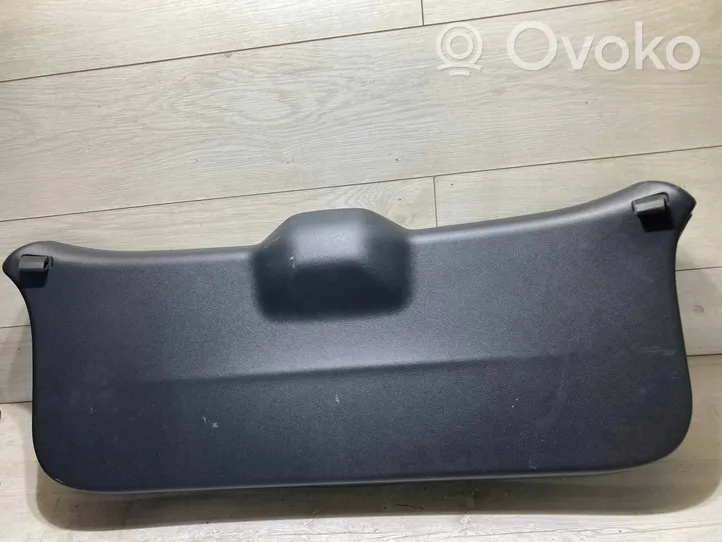 Nissan Micra K14 Rivestimento superiore del portellone posteriore/bagagliaio 909005FA0A