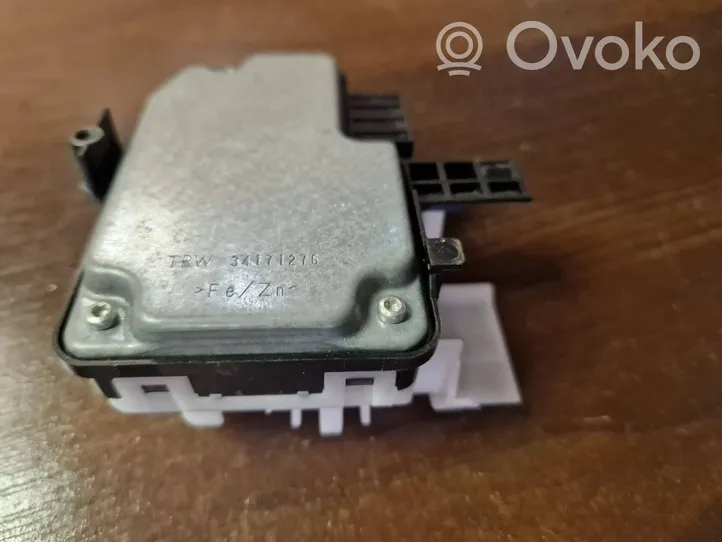 BMW 5 G30 G31 Motorino di regolazione delle cinture di sicurezza 34171257D