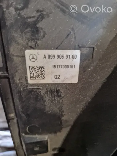 Mercedes-Benz C AMG W205 Jäähdyttimen jäähdytinpuhallin A0999069100