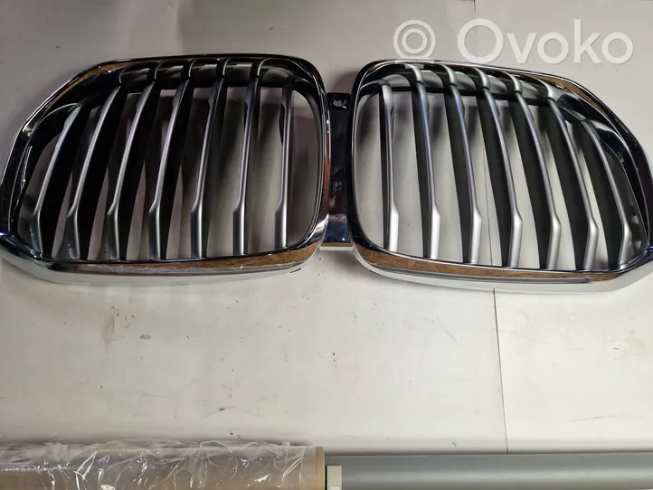 BMW X5 G05 Atrapa chłodnicy / Grill 21454110