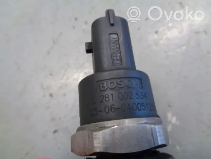 Alfa Romeo 156 Tuyau d'alimentation d'injecteur de carburant 